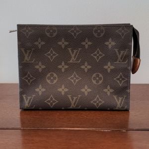 Auth Louis Vuitton Toiletry 19 Monogram